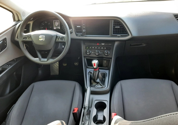 Seat Leon cena 41900 przebieg: 207000, rok produkcji 2017 z Słomniki małe 301